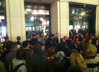 Hundreds crowd around Brown Thomas on Grafton Street, where it was rumoured that Justin Bieber was shopping there last night.