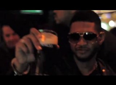 Usher drinks Guinness, because it's what we all drink in Ireland