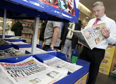 Newspaper headlines on 30/9/2008.