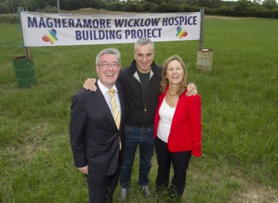 Day Lewis at the site yesterday with Kieran McLoughlin of the American Ireland Fund and Evanne Cahill of the Wicklow Hospice Foundation.