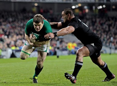 Brian O'Driscoll scores a try after a wonderful one-handed scoop in 2012.