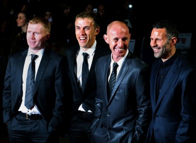 Interim Manchester United manager Ryan Giggs has called in some of his old teammates to help out at the club.