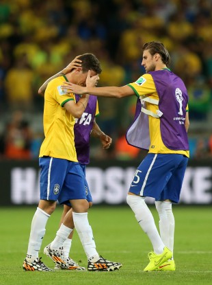 Brazil's Oscar in tears after they are eliminated.