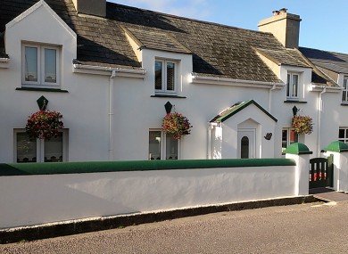 Houses in Knightstown, County Kerry