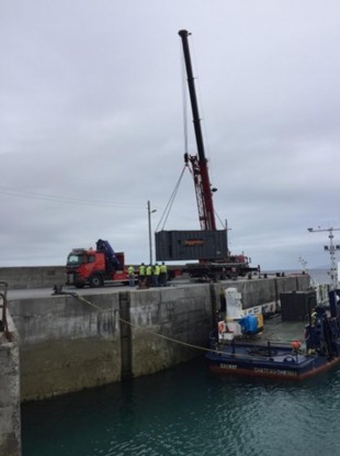 The generator arriving in Ros a Mhíl .