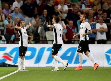 Felipe Teixeira celebrates his goal.
