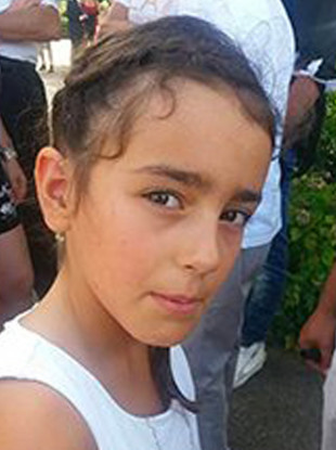 A picture of the missing girl, Maelys.