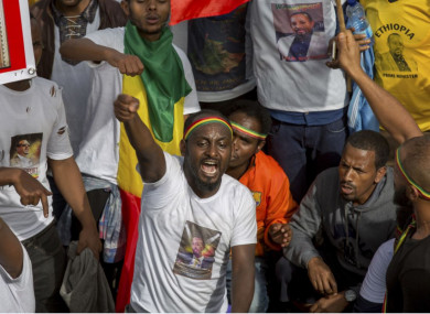 People rally in solidarity with Prime Minister Abiy Ahmed in Meskel Square in Addis Ababa today.