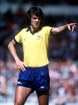 O'Leary played 722 times for Arsenal.