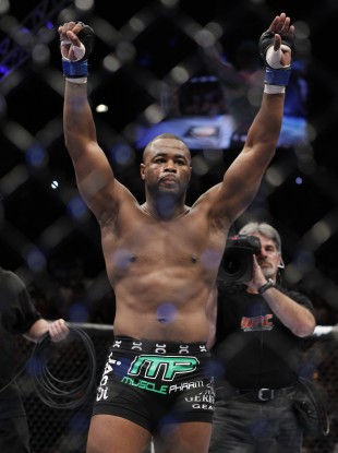 Rashad Evans faces Jon Jones at UFC 145