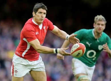 Welshman James Hook has moved to Gloucester.