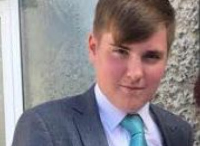 Cameron Reilly.