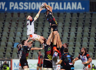 Jamie Hogdson of Edinburgh and Jacopo Bianchi of Zebre contest a line-out.