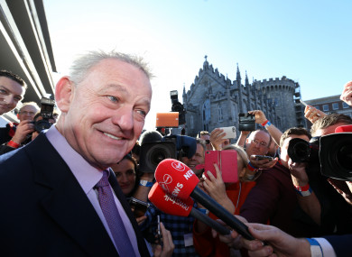 Peter Casey talks to the media at Dublin Castle today.