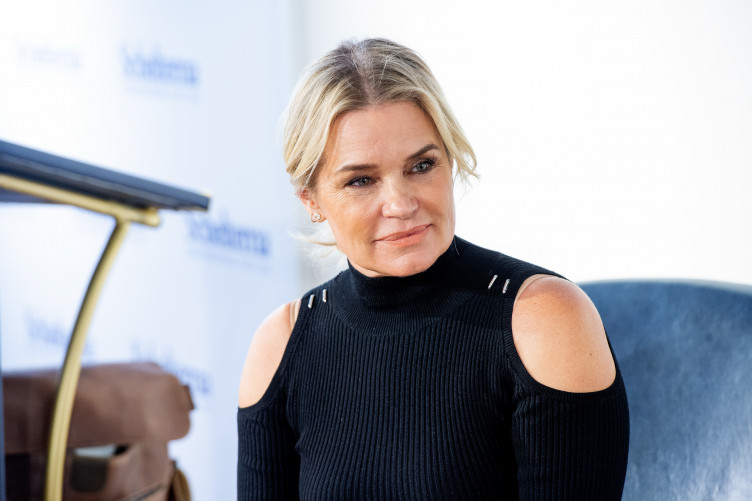 Yolanda hadid sexy