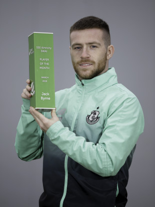 Shamrock Rovers star Jack Byrne with his Player of the Month award.