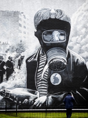 The Petrol Bomber mural depicting a scene from the 'Battle of the Bogside.