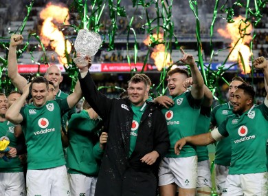 Johnny Sexton and Peter O'Mahony lift the Lansdowne Cup in Sydney.