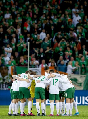 Ireland huddle.
