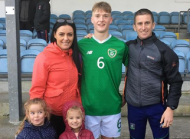 Cathal Heffernan with his parents and sisters.