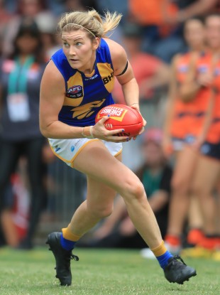 Grace Kelly on the ball for West Coast Eagles.