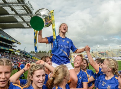 Samantha Lambert and her team-mates celebrating the 2017 win.