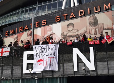Arsenal fans protest the ownership of KSE.