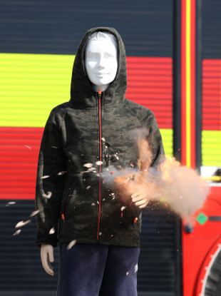 A demonstration aimed to illustrate what happens when a firework explodes in someone's hand.