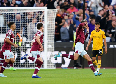 West Ham United's Gianluca Scamacca (second right) celebrates scoring.