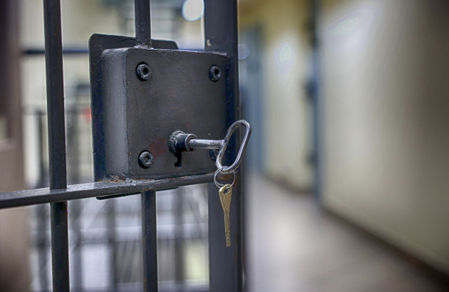 Overcrowding in prisons across the country allowing gangs to 'thrive' 