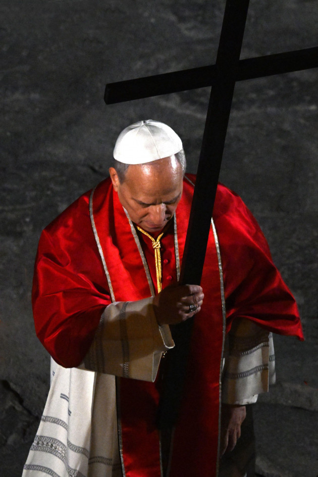 Pope Leo the first pontiff to carry cross for full Good Friday procession in decades