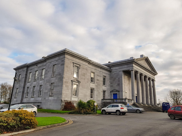 Clare man (65) who sexually assaulted girl 19 years ago is jailed