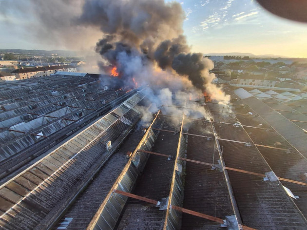 Public asked to avoid area after major fire at Waterford city industrial estate