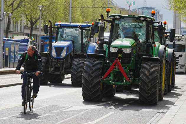Any new fuel protests 'don’t have right to blockade critical infrastructure', Harris says