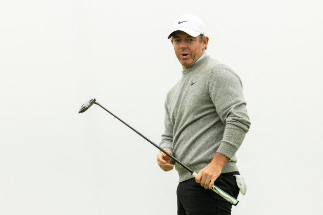 McIlroy under par, but Clark in command at darkness-halted US Open