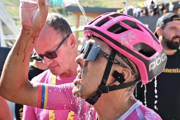 Carapaz climbs to Tour de France 18th stage win; Pogacar loses another key teammate