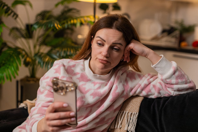 Raising them right: I spent 40 hours on my phone in a week. How can I possibly lecture my kids?