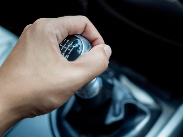 Should automatic drivers be able to convert their licence to manual without retesting? The AA has suggested that a one-hour conversion lesson should permit an automatic driver to upgrade their licence to a manual one.