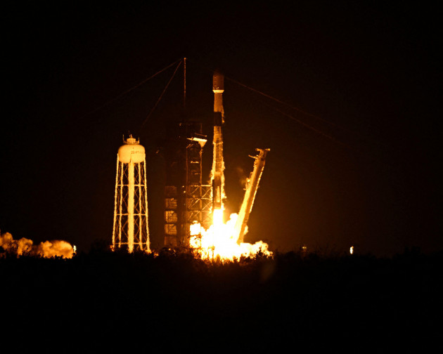 Stray piece of SpaceX rocket expected to slam into the Moon
