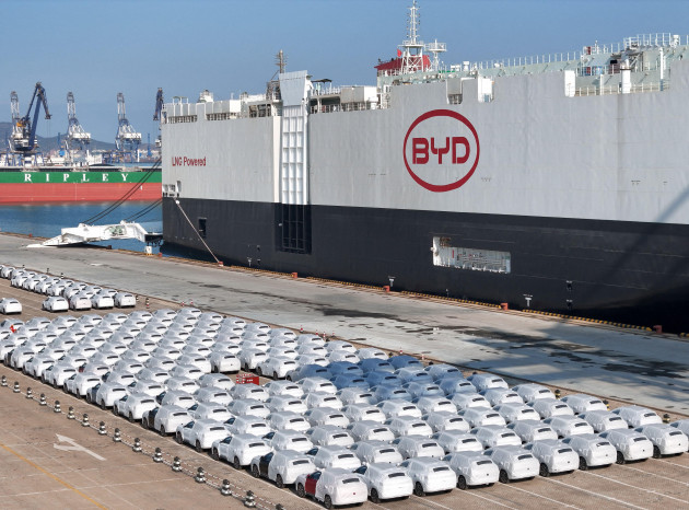 EU and China strike deal that could halve projected Chinese hybrid car exports to Europe